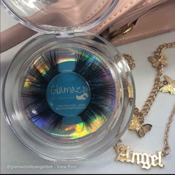 XOXO - Picture 2 of 3